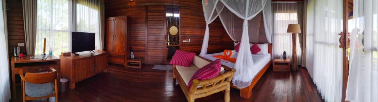 Marind Dive Eco Resort Waha Exteriör bild