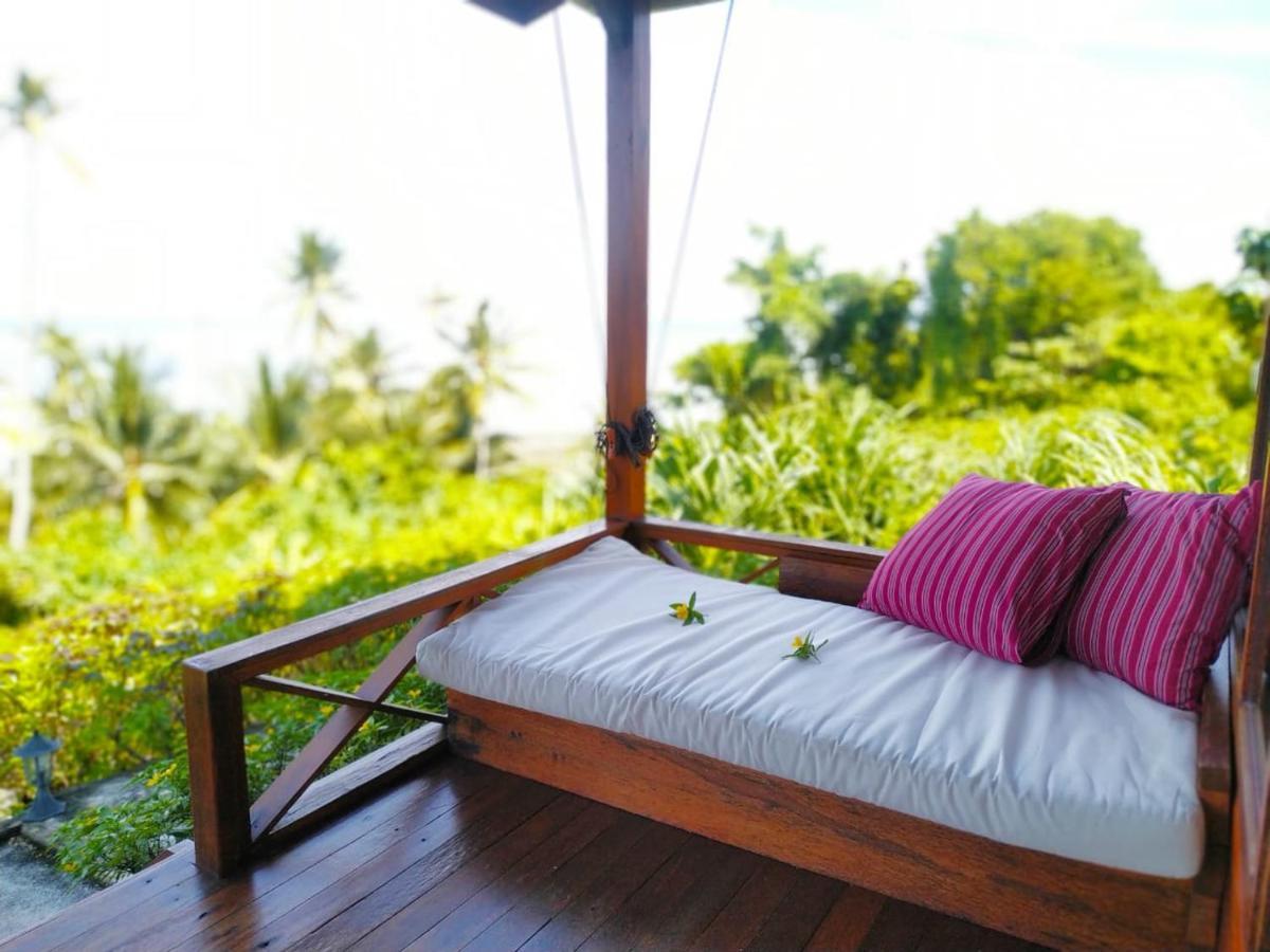 Marind Dive Eco Resort Waha Exteriör bild